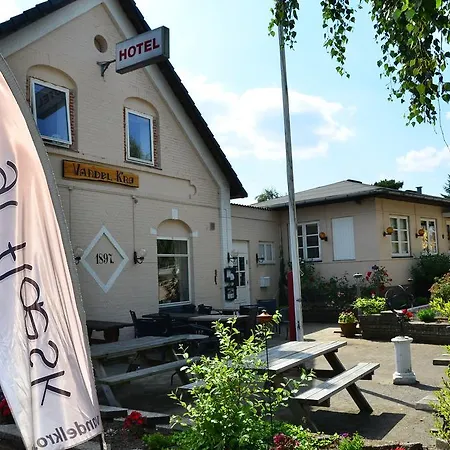 Penzion Vandel Hotel - Bed & Breakfast